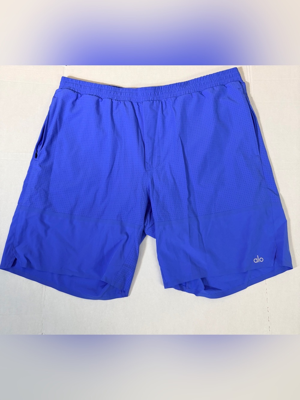 ALO Yoga Men’s Royal Blue Athletic Shorts